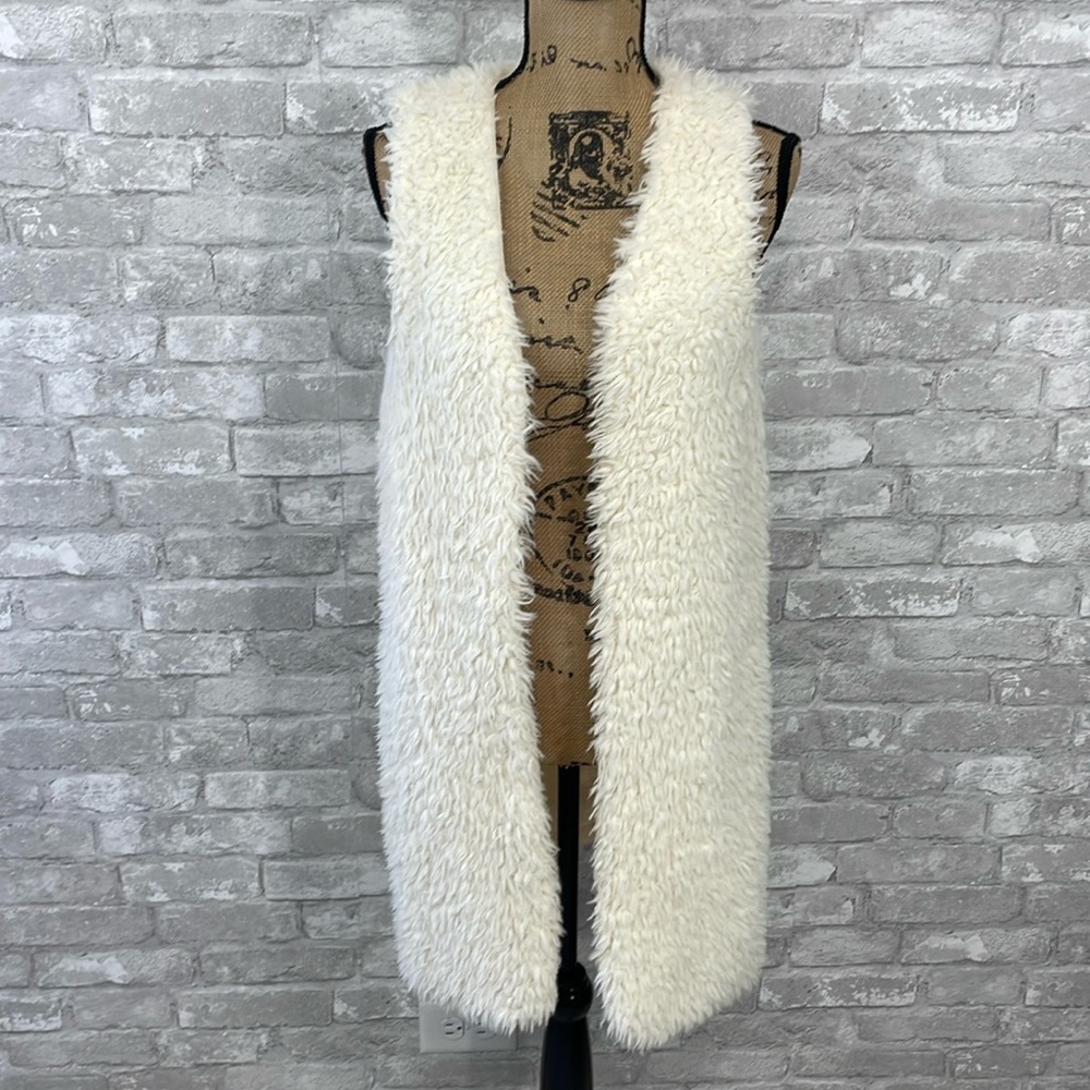 Maurices Cream Faux Fur Open Vest
